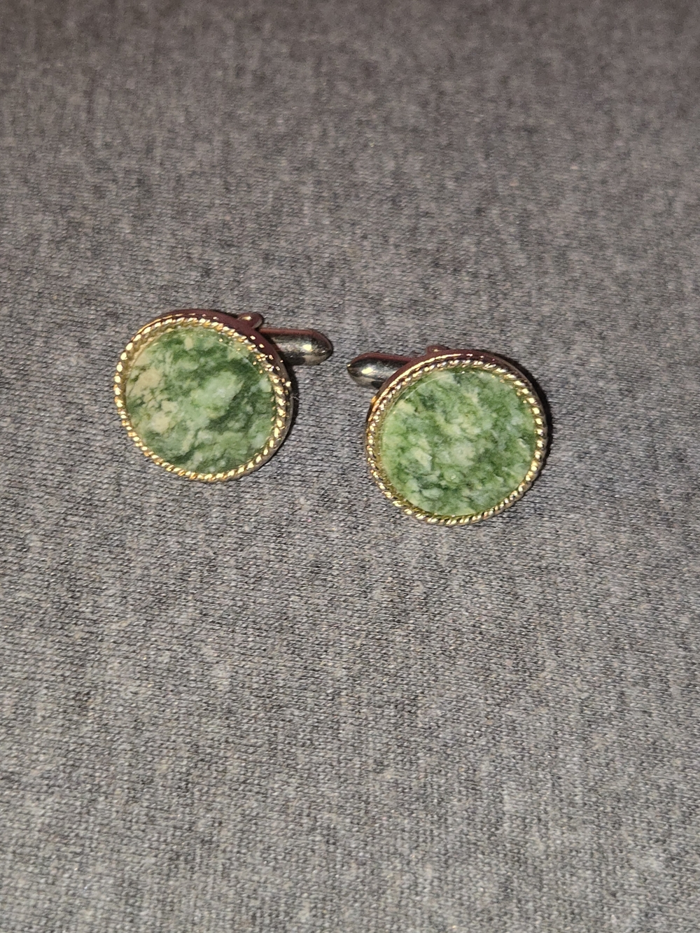 Vintage Gold Tone Green Agate Cuff Links